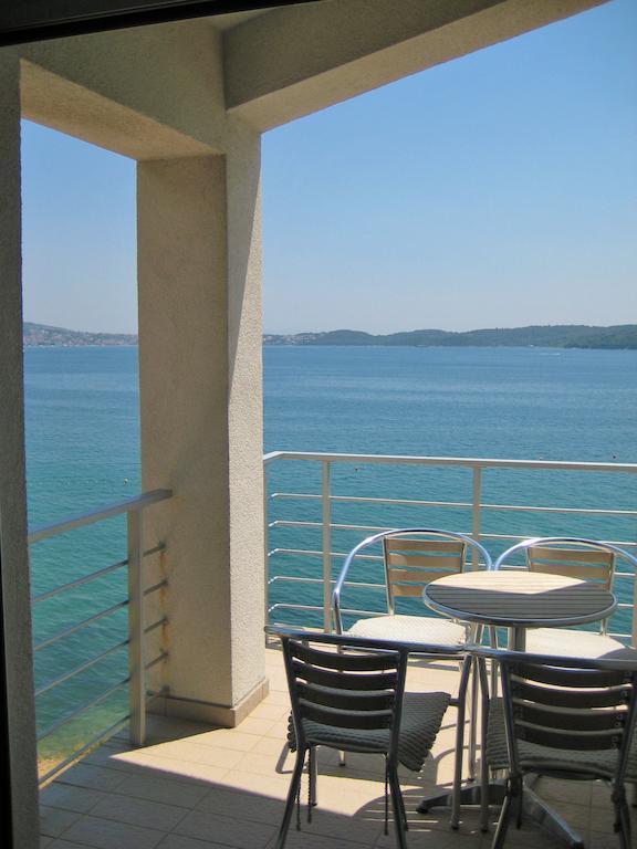 Apartments Marer Trogir Quarto foto