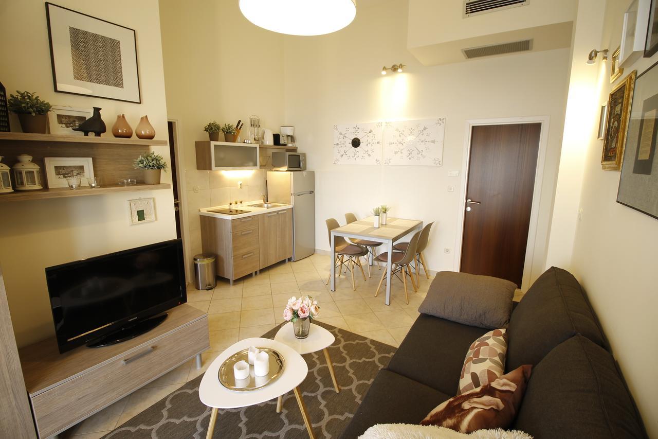 Apartments Marer Trogir Exterior foto